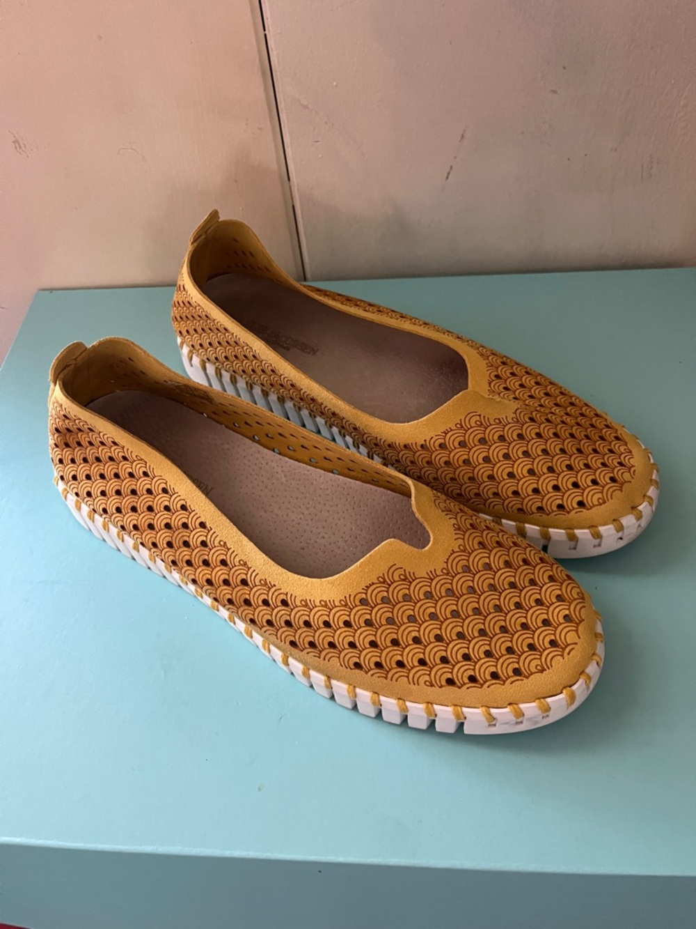 Ilse Jacobsen Shoes Yellow Perforated size 10